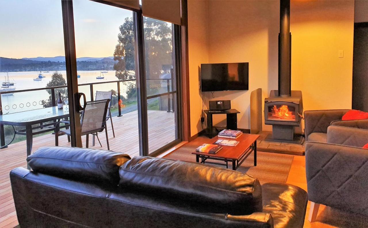 The Beach House- Private Jacuzzi And Wood Fire! Dover Dış mekan fotoğraf